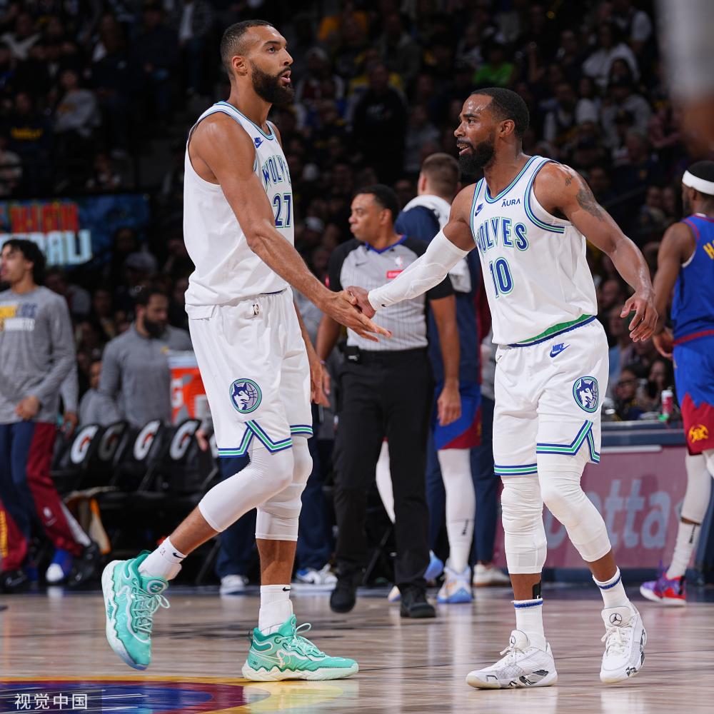 比赛中临场 比赛中临场